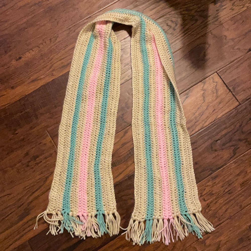 Knitted Scarf!